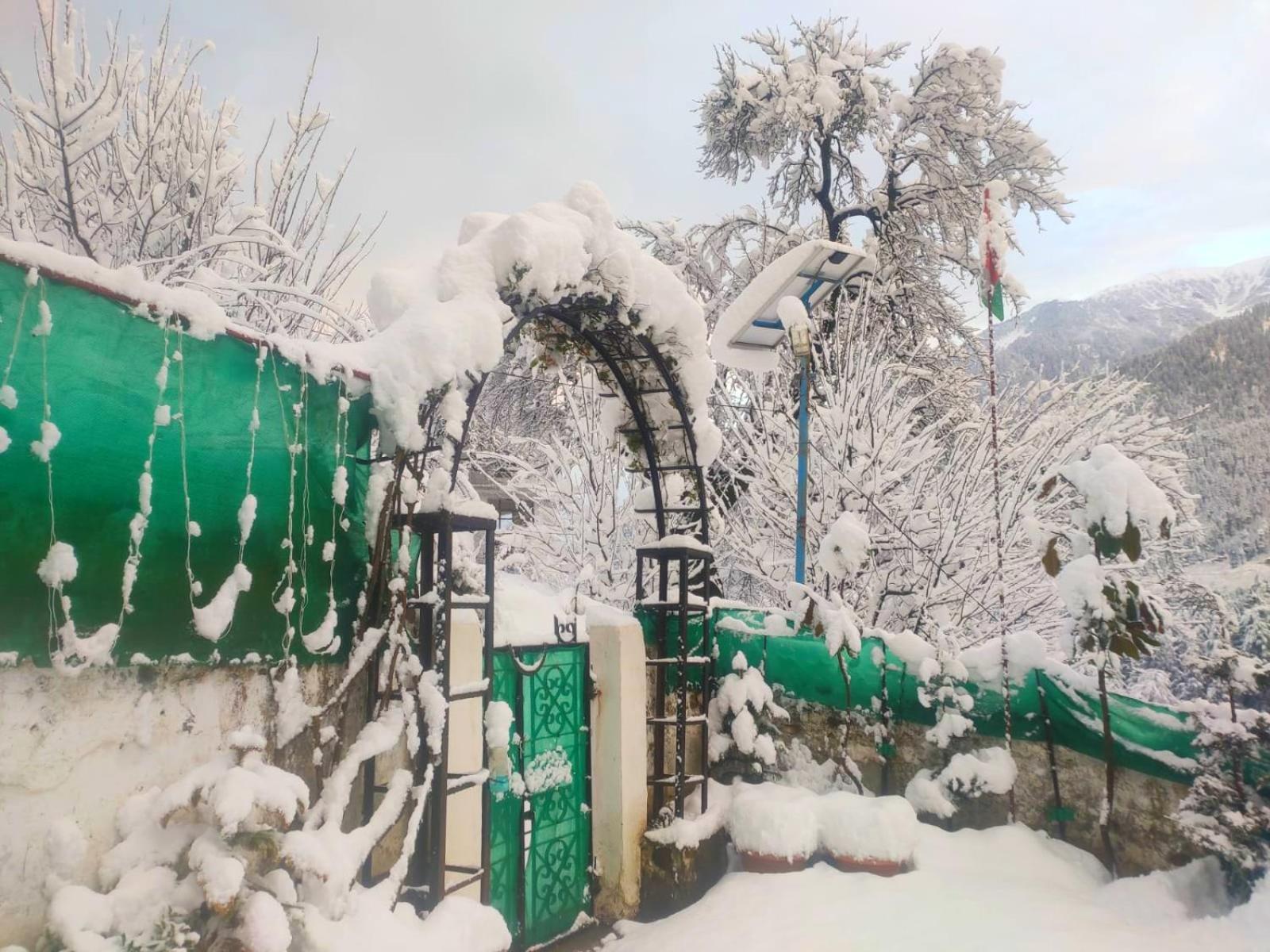 Cupidtrails Himalayan Castle Villa Manāli Kültér fotó